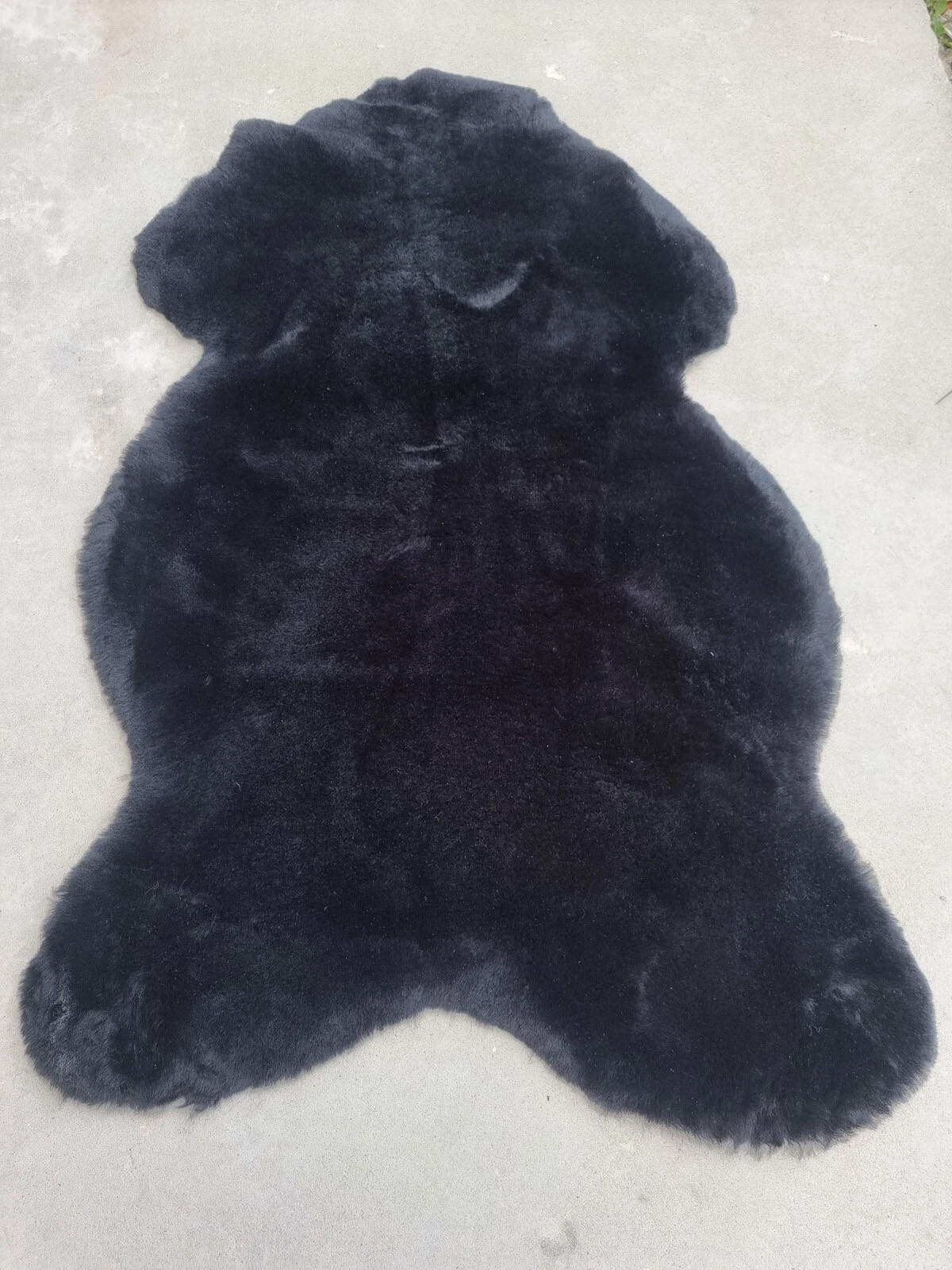 SCHAFFELL Premium Merino Lammfell Schwarz Dyed geschoren ca. 115 cm - Schwarz, Fell (65/115cm) - Provellus