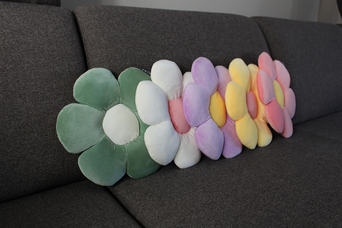 FORMKISSEN klein Blume MINNIE - Grün, Textil (30cm) - Magma Heimtexx