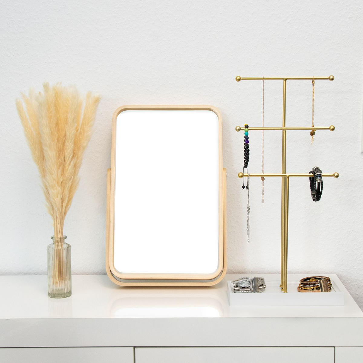 SCHMUCKSTÄNDER mit 3 Ebenen - Goldfarben, Metall (11/47/24cm) - Intirilife