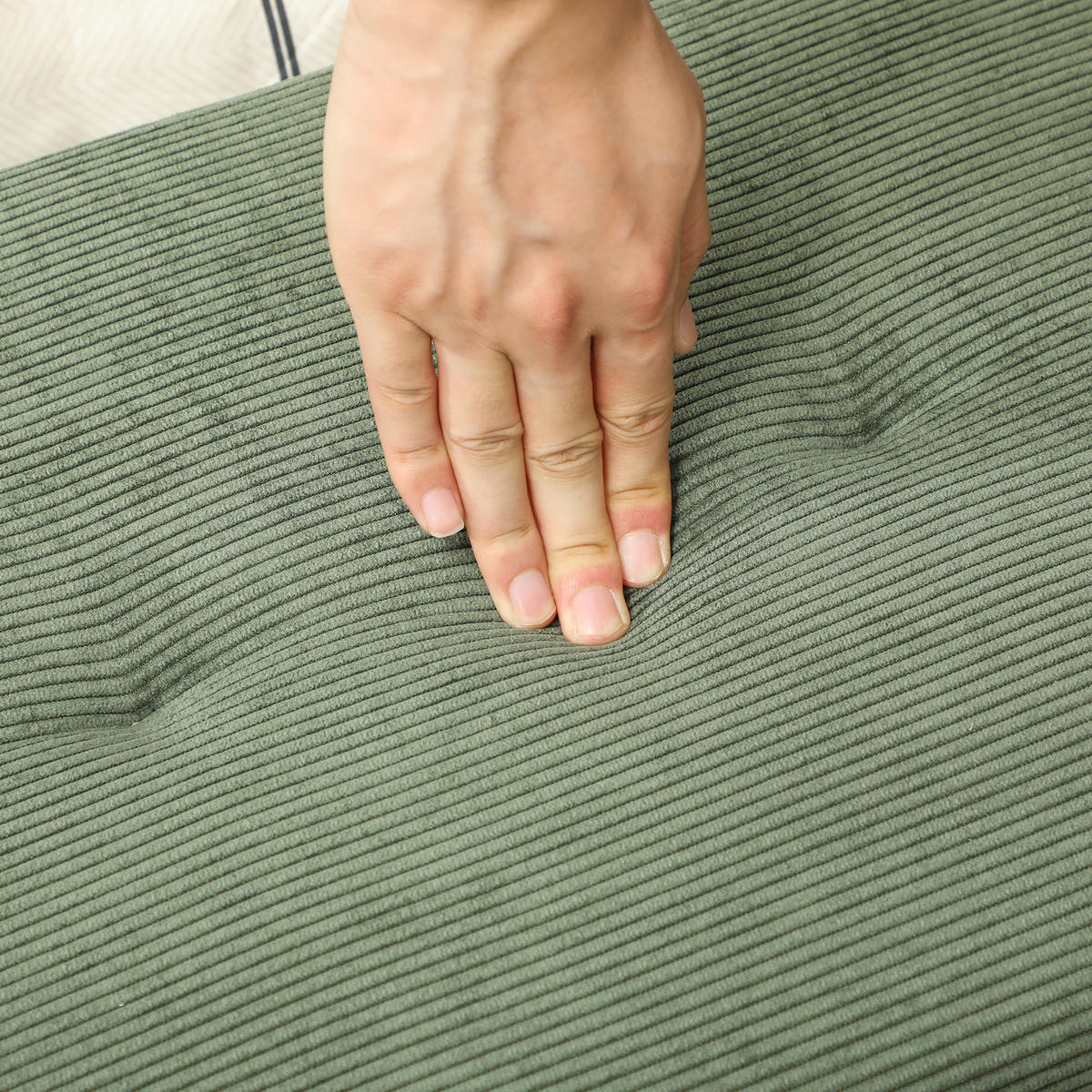 HOCKERBANK DE-12891 mit Rippvelours und Stahlfüße Grün - Grün, Textil (36/45/100cm) - ComfortXL