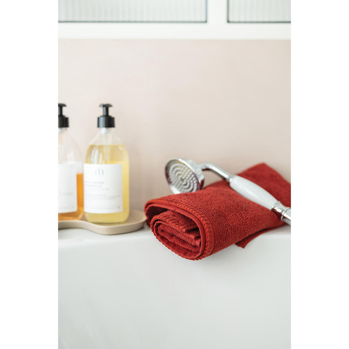 BADETUCH Bora geranie 90 x 150 cm - Rot, Textil (90/150cm) - Vivaraise