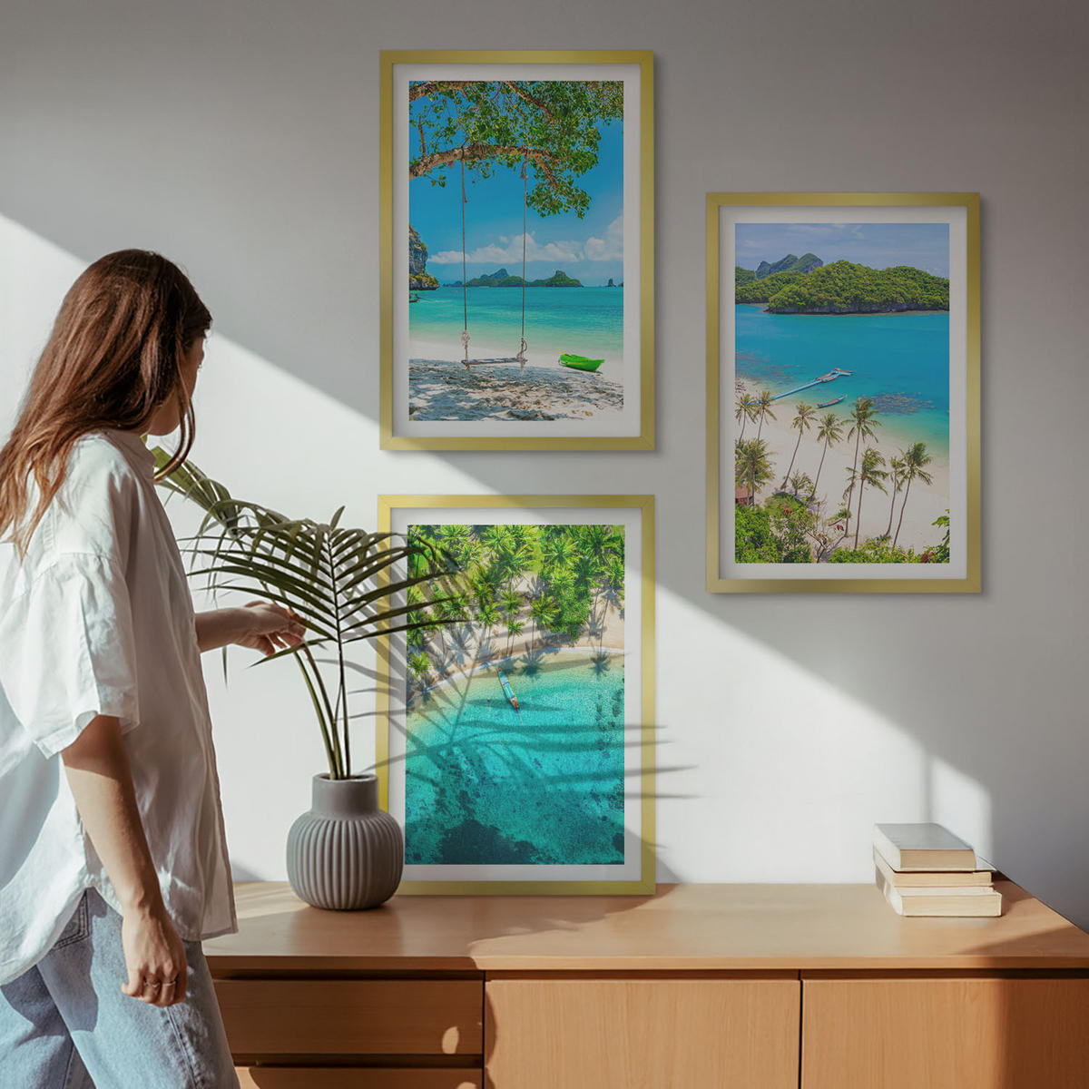 WANDBILDER 3er Set - 40x60 cm Goldrahmen - Strände, Palmen, klares Wasser - Goldfarben, Kunststoff (40/60cm) - ArtPrintCave