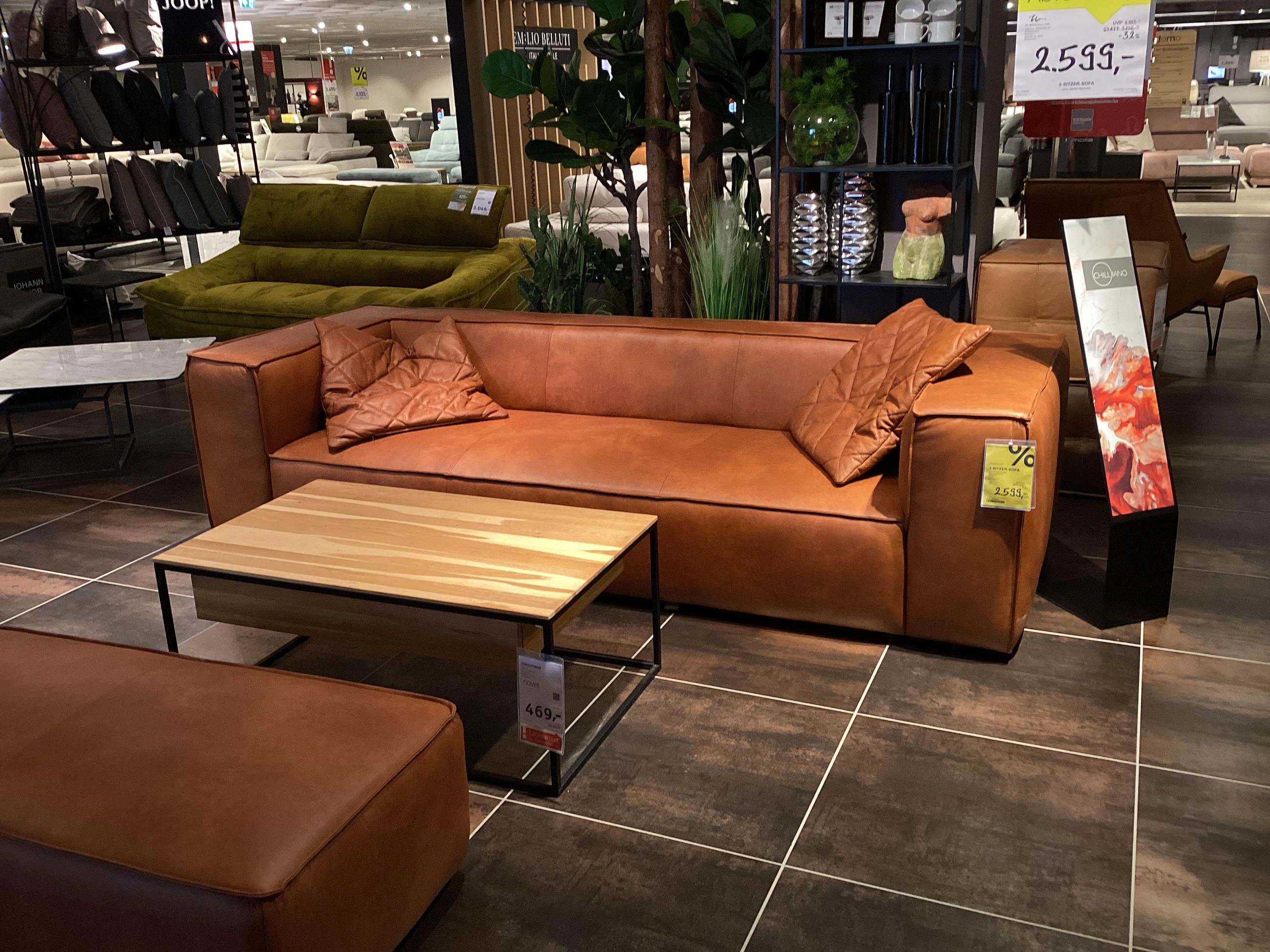 AROUND THE BLOCK - W.Schillig