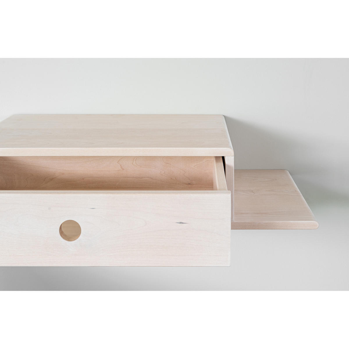 NACHTTISCH Hope mit Ablage rechts, weiße Birke, 30/65/15 cm - Weiß, Holz (65/15/30cm) - WOODEK