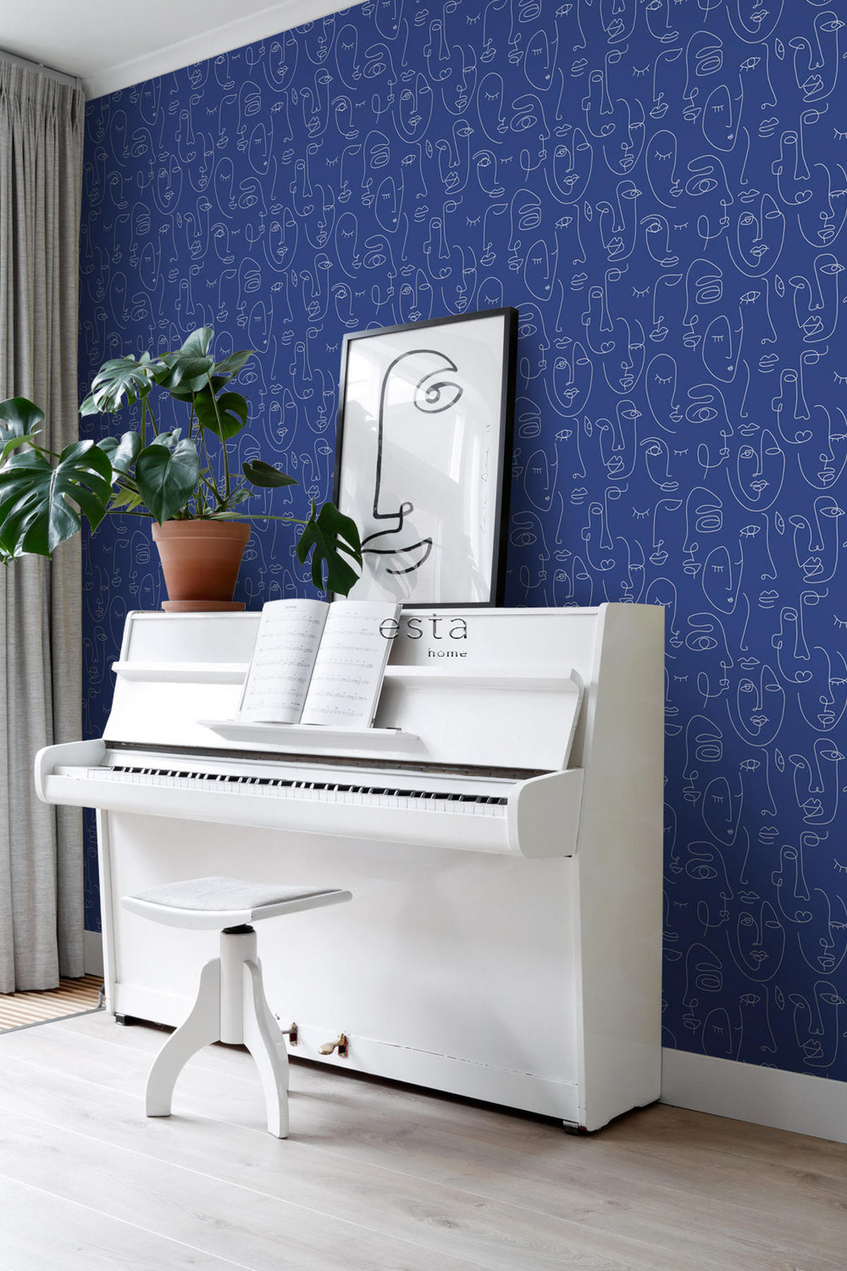 TAPETE Line Art Gesichter 50 x 900 cm - Blau, Papier (50/900cm) - ESTAhome