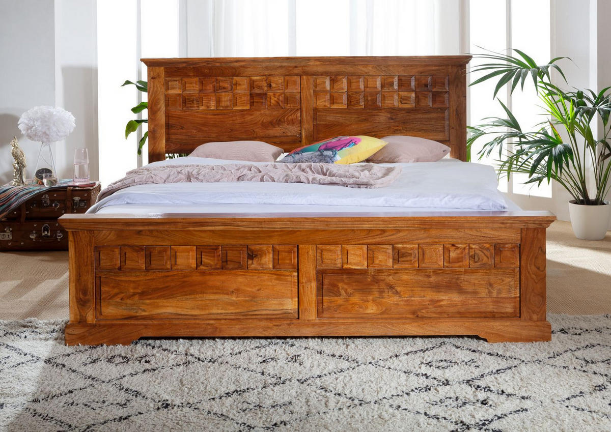 BETT Massivholz Akazie 200 x 200 x 114 hellbraun OXFORD #0311 - Braun, Holz (200/200cm) - Massivmoebel24