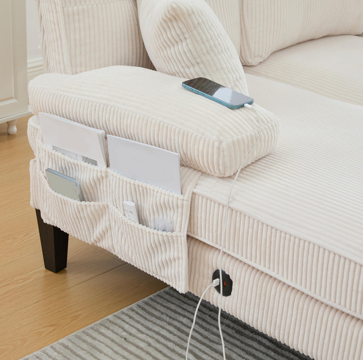 WOHNLANDSCHAFT aus Cord 250x130x88 cm in Beige mit USB/Type-C & Seitentaschen - Beige, Textil (130/88/250cm) - Modfu