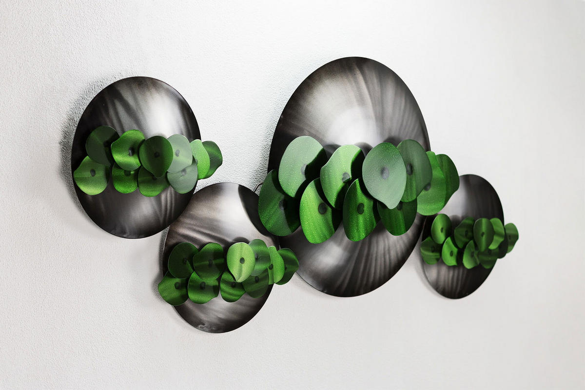 WANDDEKO Grün 142/59 cm - Beige/Grün, Metall (2.2/59/11cm) - KUNSTLOFT