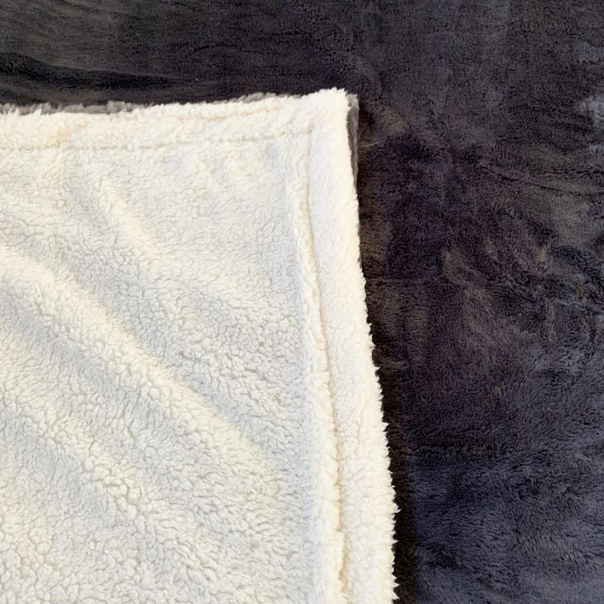 PLAID gefüttert in Kaninchenoptik Anthrazitgrau 130 x 170 - Grau, Textil (130/170cm) - LE COMPTOIR DE LA PLAGE