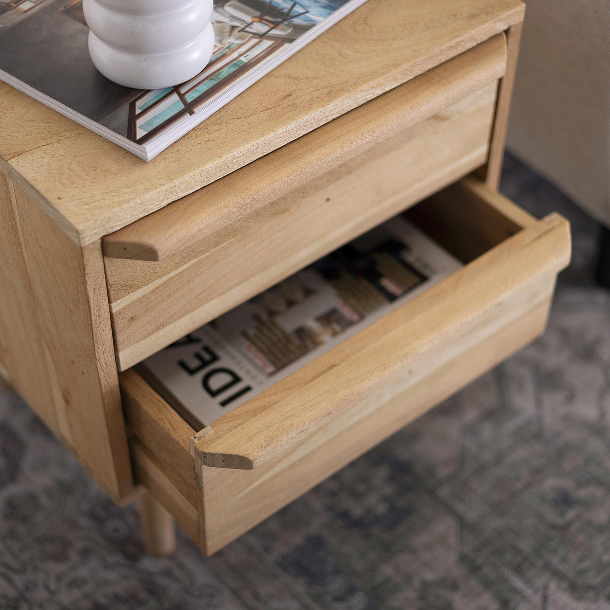 MASSIVE NACHTKOMMODE - Massivholz - Braun - Braun/Akaziefarben, Holz (40/50/40cm) - home24