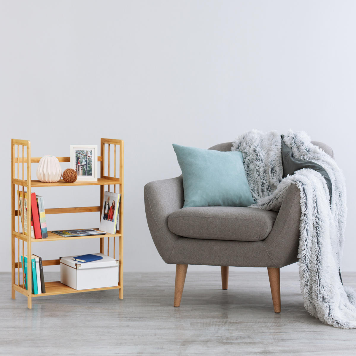 STANDREGAL - Hellbraun, Holz (55/88/26cm) - Relaxdays