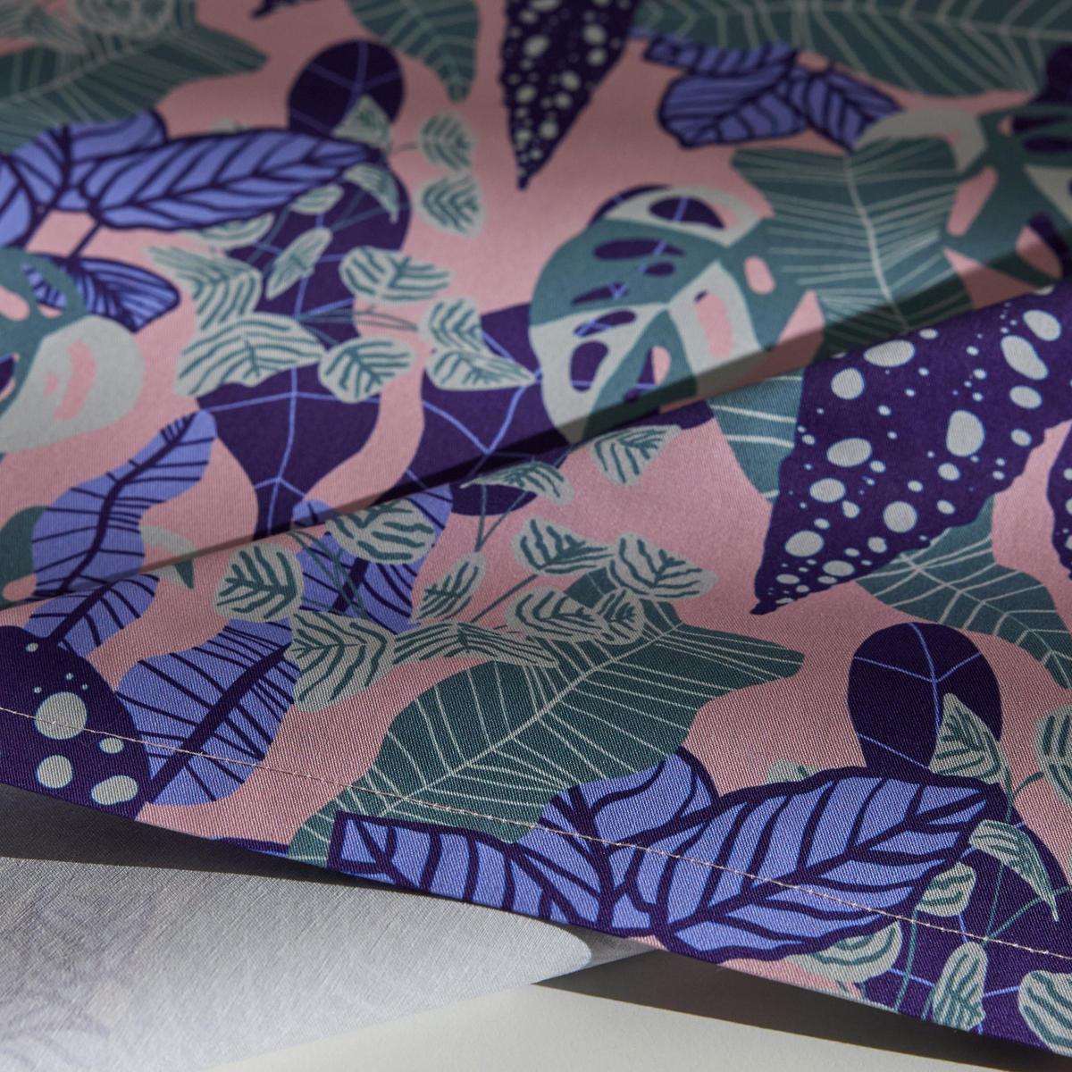 TISCHLÄUFER Hazel - Violett, Textil (180/40/1cm) - home&you