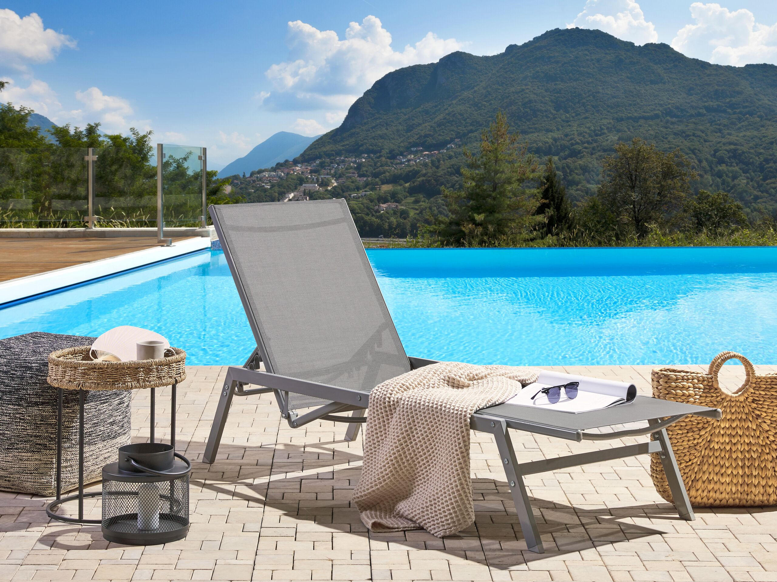 GARTENLIEGE grau Vernazza - Grau, Metall (63/94/191cm) - Beliani