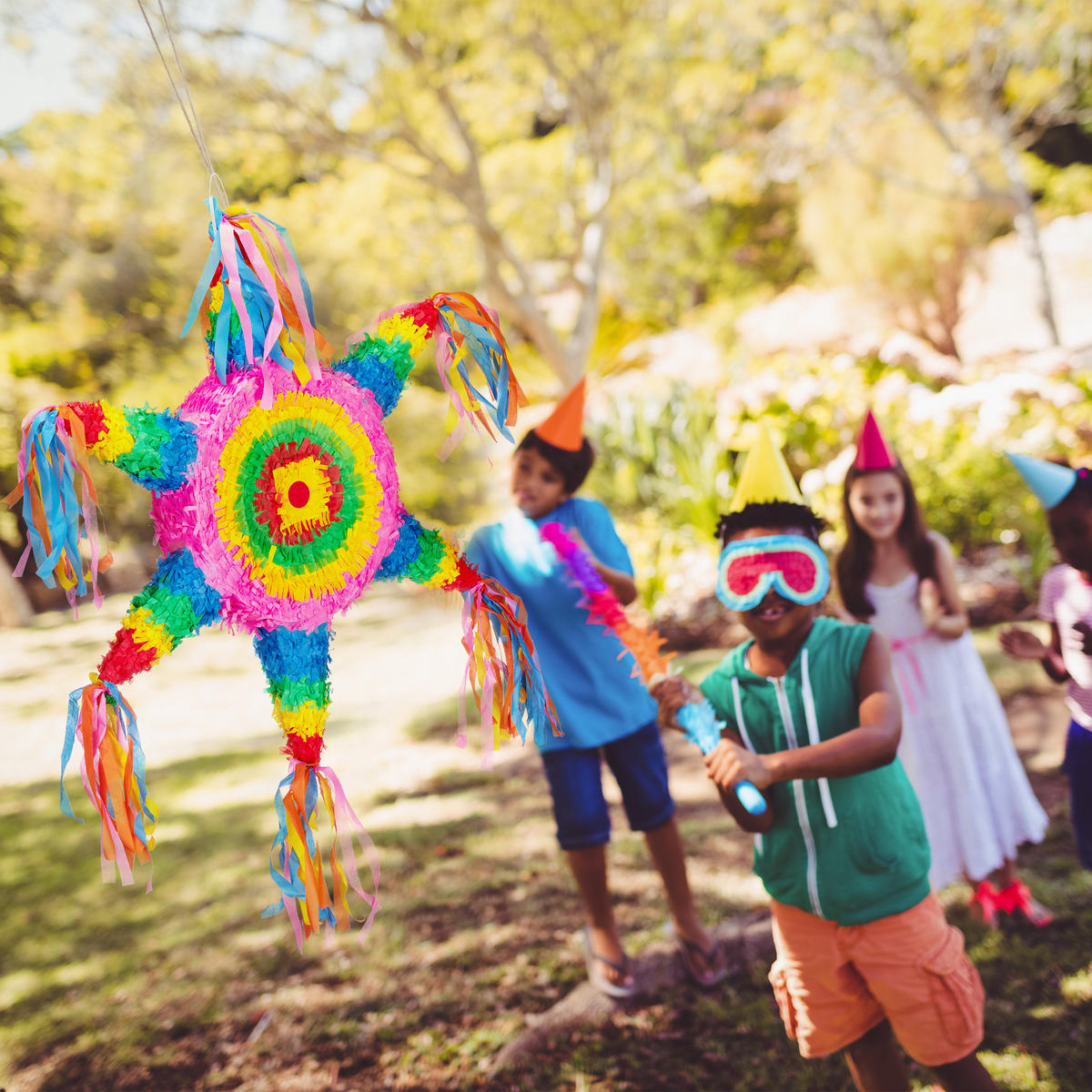 PINATA hvězda - různobarevná, papír/vlnitá lepenka (54/62/8.5cm) - Relaxdays