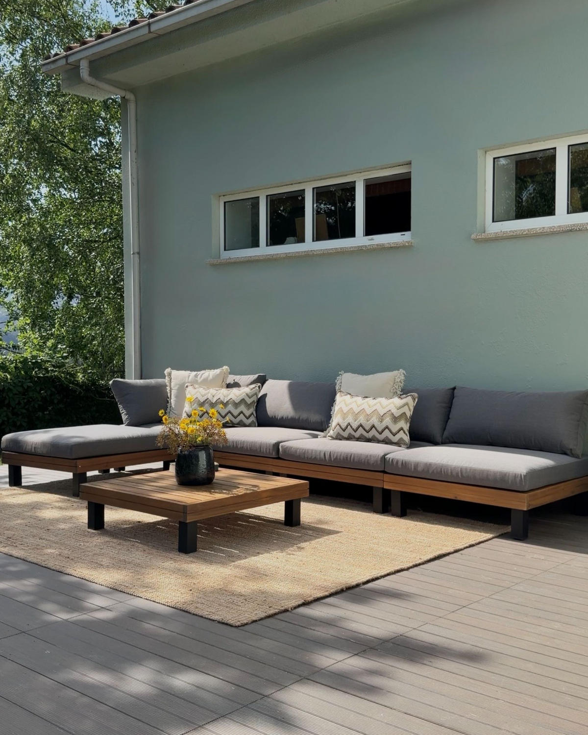 LOUNGE SADA 5-místná Šedá Frazzano - šedá/světle hnědá, dřevo - Beliani