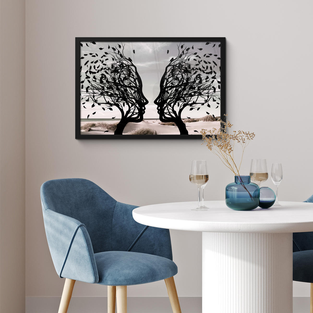 ZARÁMOVANÝ PLAGÁT Pláž - more - ľudia - strom - moderné umenie 60x40 cm - svetlosivá, papier (60/40cm) - MuchoWow