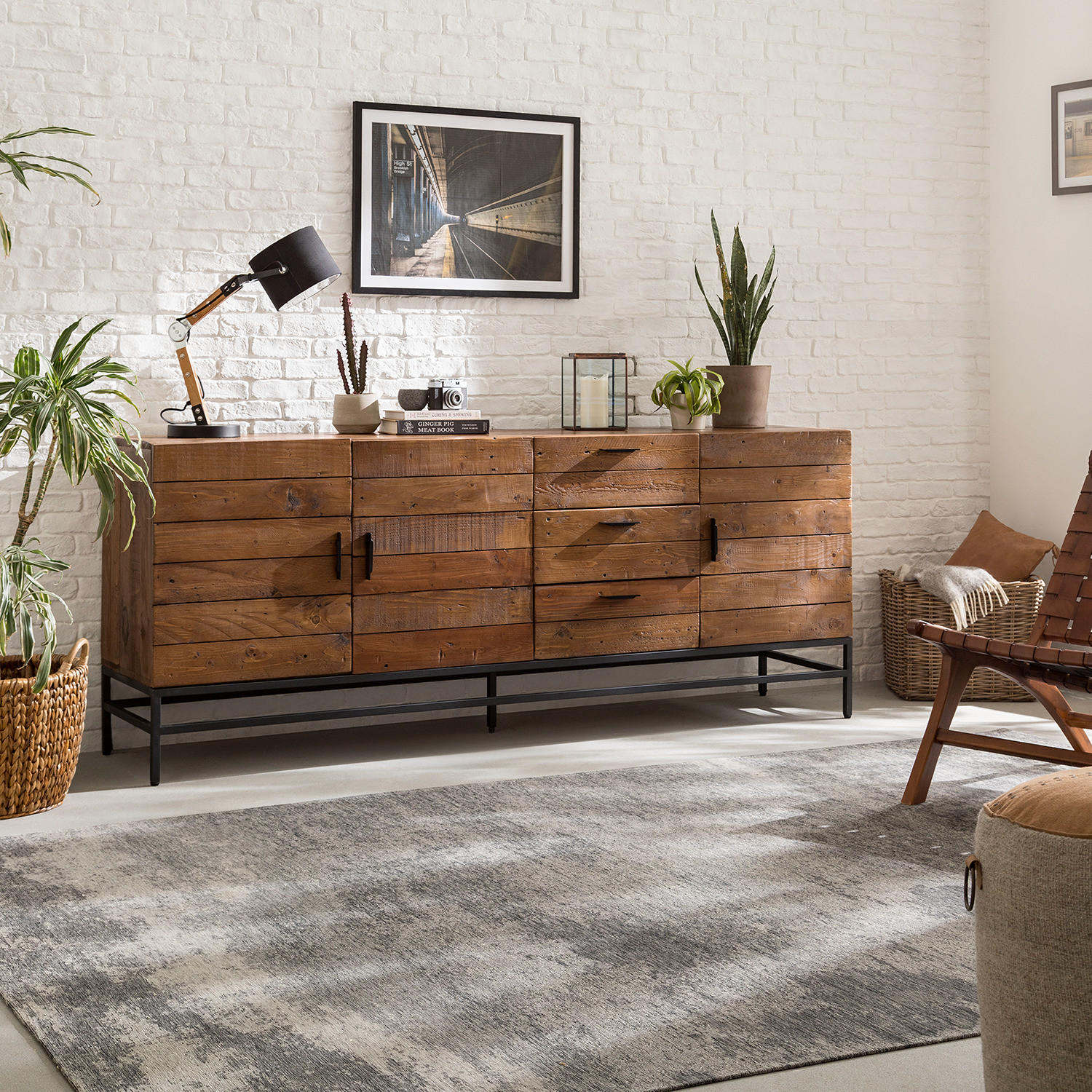 SIDEBOARD mit 3 Türen - Akazie massiv / Metall - Schwarz/Pinienfarben, Holz (200/80/45cm) - home24
