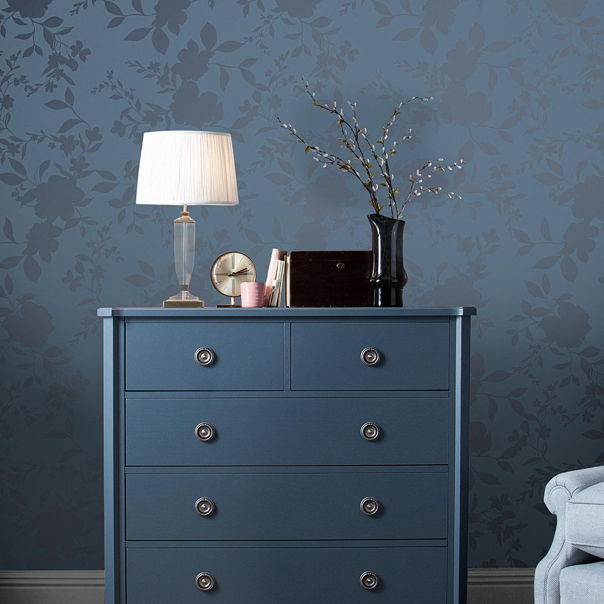 VLIESTAPETE Westbourne Mitternachtsblau | Dunkelblau | Blumen| 10mx52cm - Blau, Papier/Kunststoff (52/1000cm) - Graham & Brown