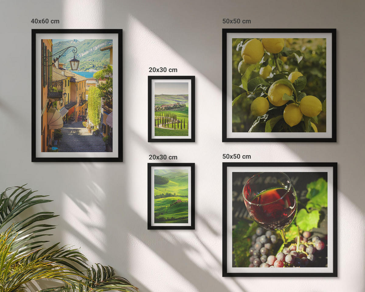 BILDER SET 5er Set - 50x50 cm & 20x30 cm & 40x60 cm Schwarzer Rahmen - Italienische Landschaften, Zitrushügel - Schwarz, Kunststoff (40/60cm) - TULUP