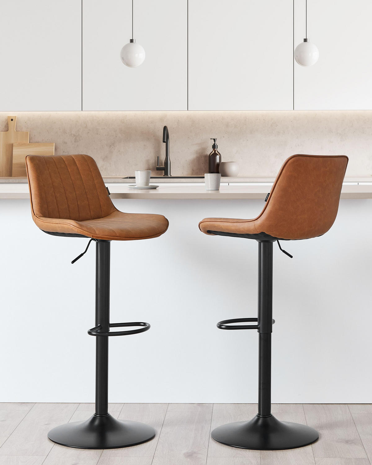 BARHOCKER 2er-Set Kunstleder Goldbraun Dubrovnik - Schwarz/Braun, Kunststoff (51/88/54cm) - Beliani