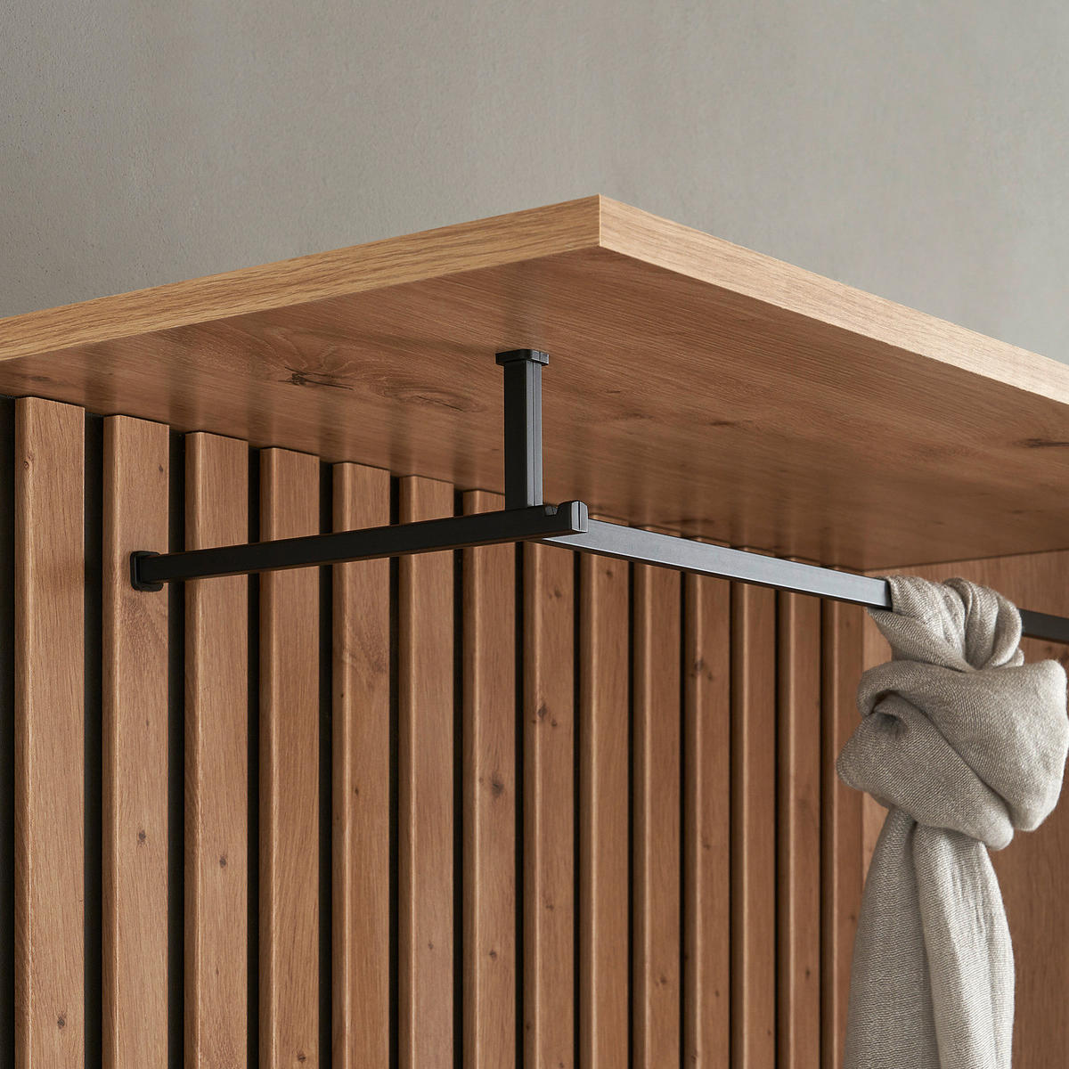 KOMPAKTGARDEROBE - Eiche Artisan Dekor / Weiß - Eichefarben/Weiß, Holzwerkstoff (122/195/35cm) - home24