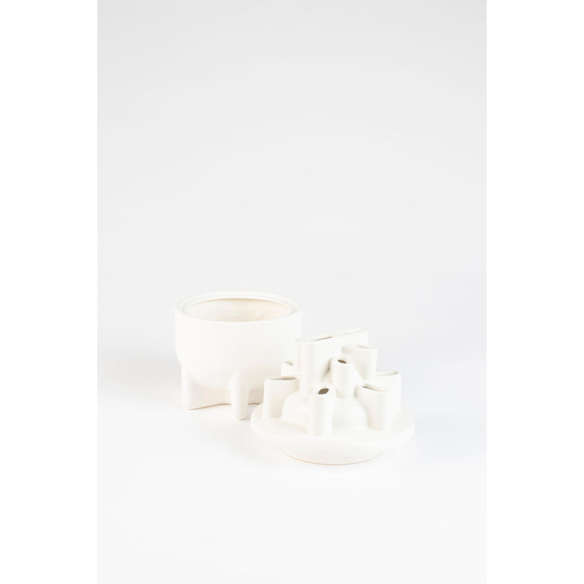 VASE Bassin S - Weiß, Keramik (28cm) - Zuiver