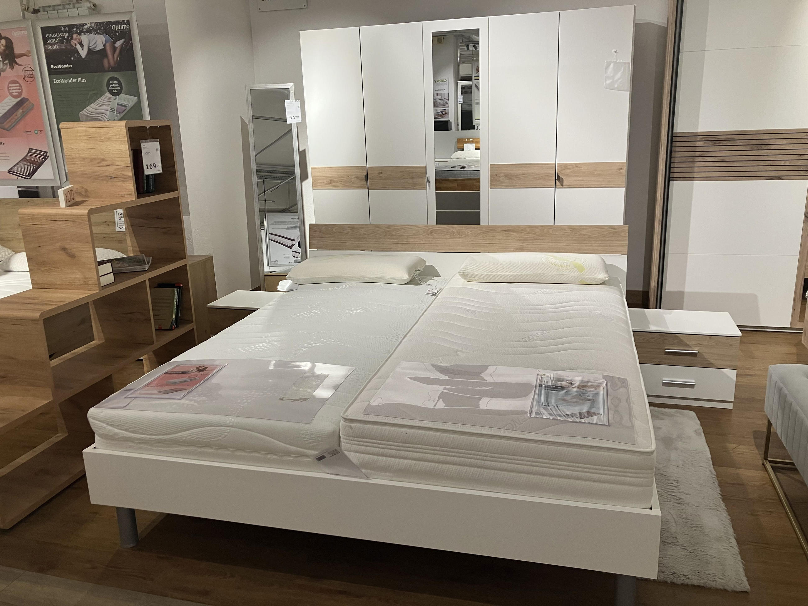 SPALNICA BUDAPEST - Carryhome