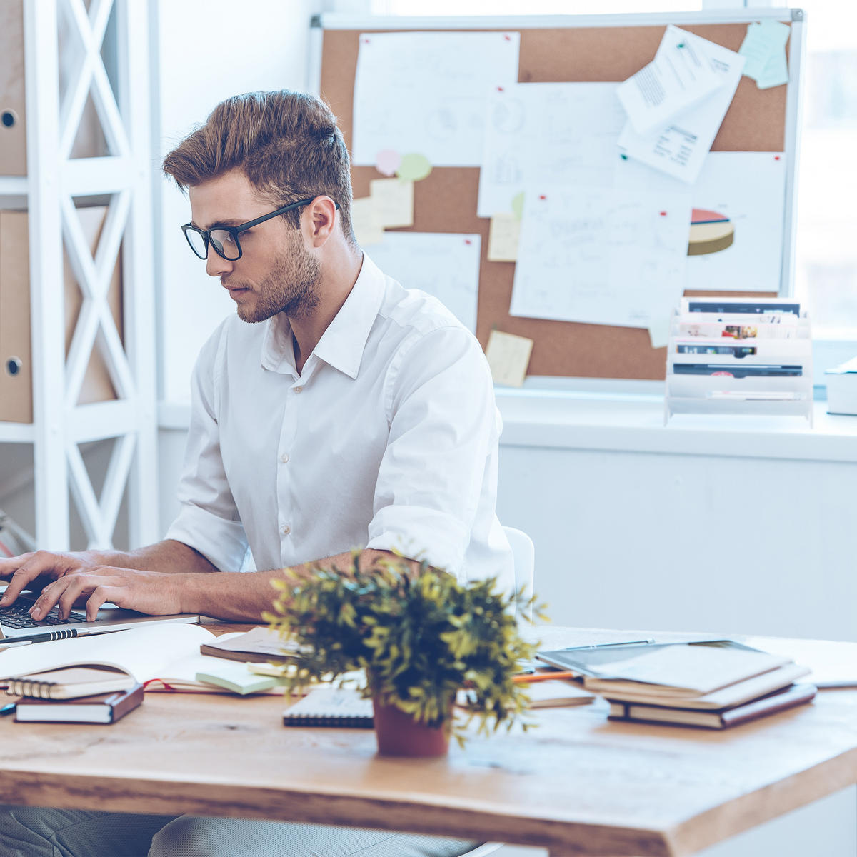 DOKUMENTENABLAGE - Weiß, Holzwerkstoff (34/27/27cm) - Relaxdays