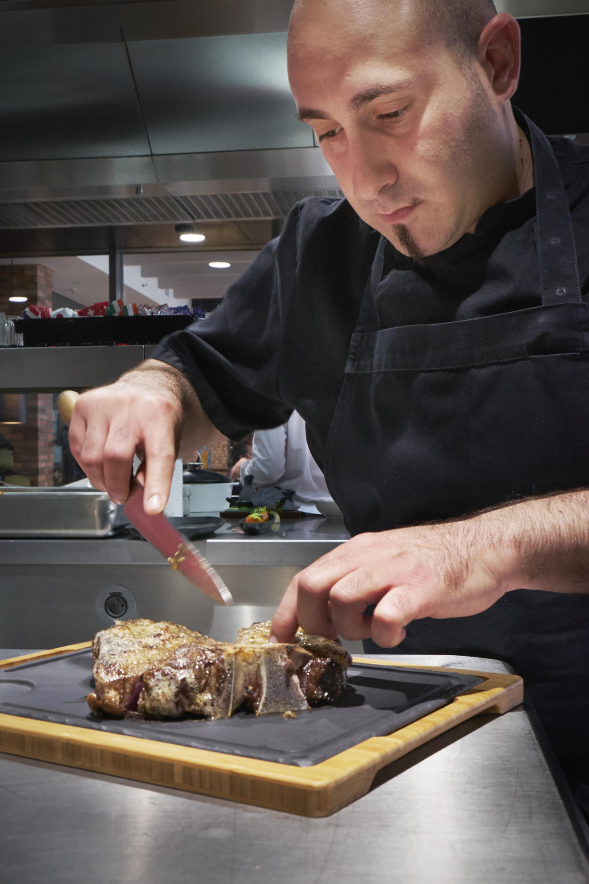 HOLZTABLETT 37,5 x 28 cm FÜR STEAKTELLER 33 x 24 cm Bambus - Braun, Keramik (37.5/28/2cm) - Revol Porcelaine France