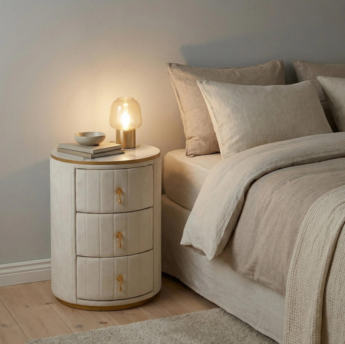NACHTTISCH 40/52,5/40 cm Weiß aus MDF, Metall und Samt mit 3 Schubladen - Weiß, Holzwerkstoff (40/52.5/40cm) - OKMYHOME