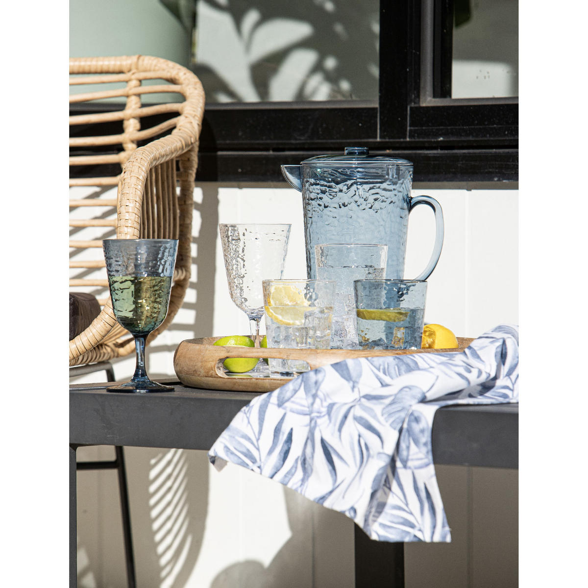 WASSERKRUG Byron - Blau, Kunststoff (2.5L) - Ladelle