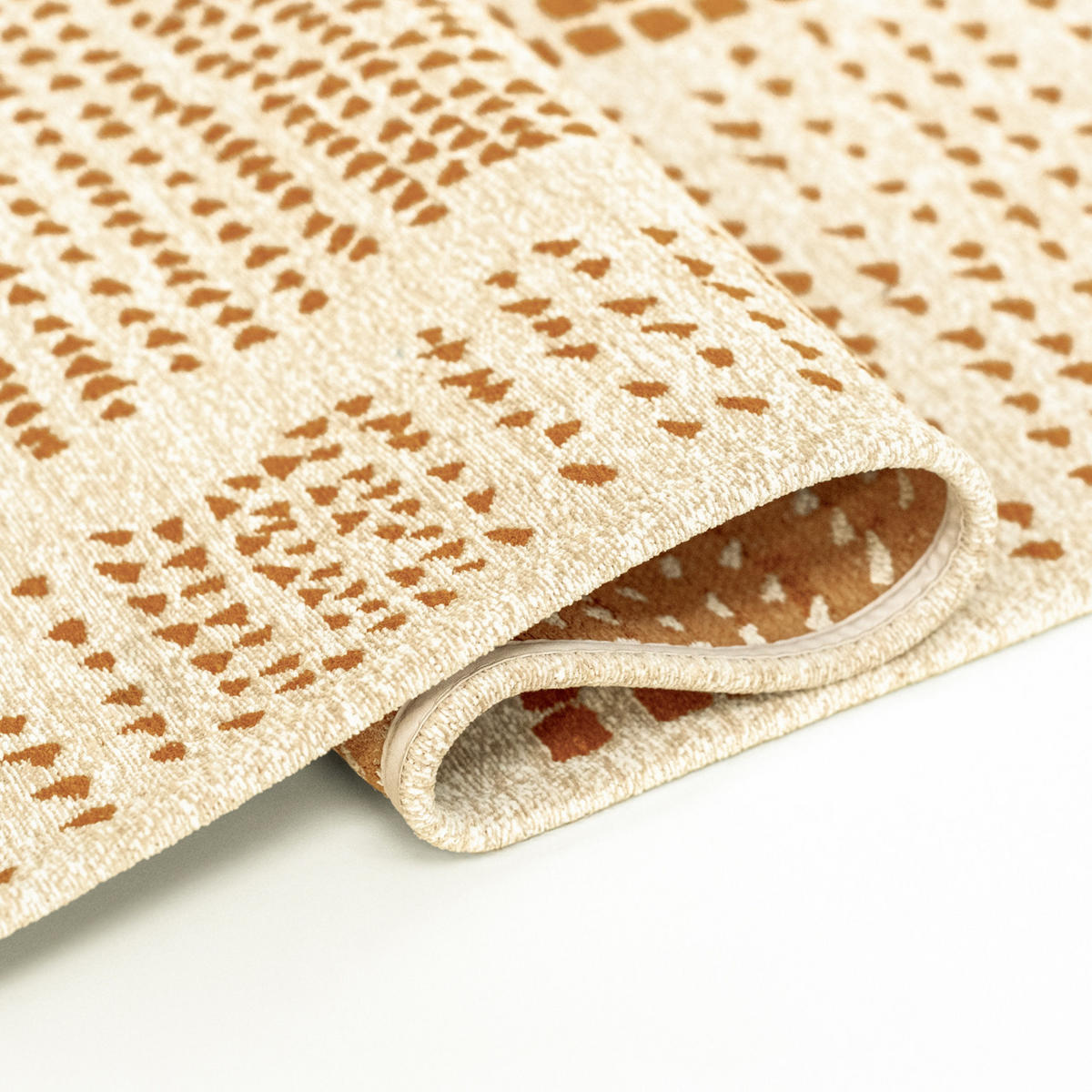 PREPROGA Zen Garden Dryed Banana 140/200 cm - rjava, umetna masa/tekstil (140/200cm) - Louis De Poortere