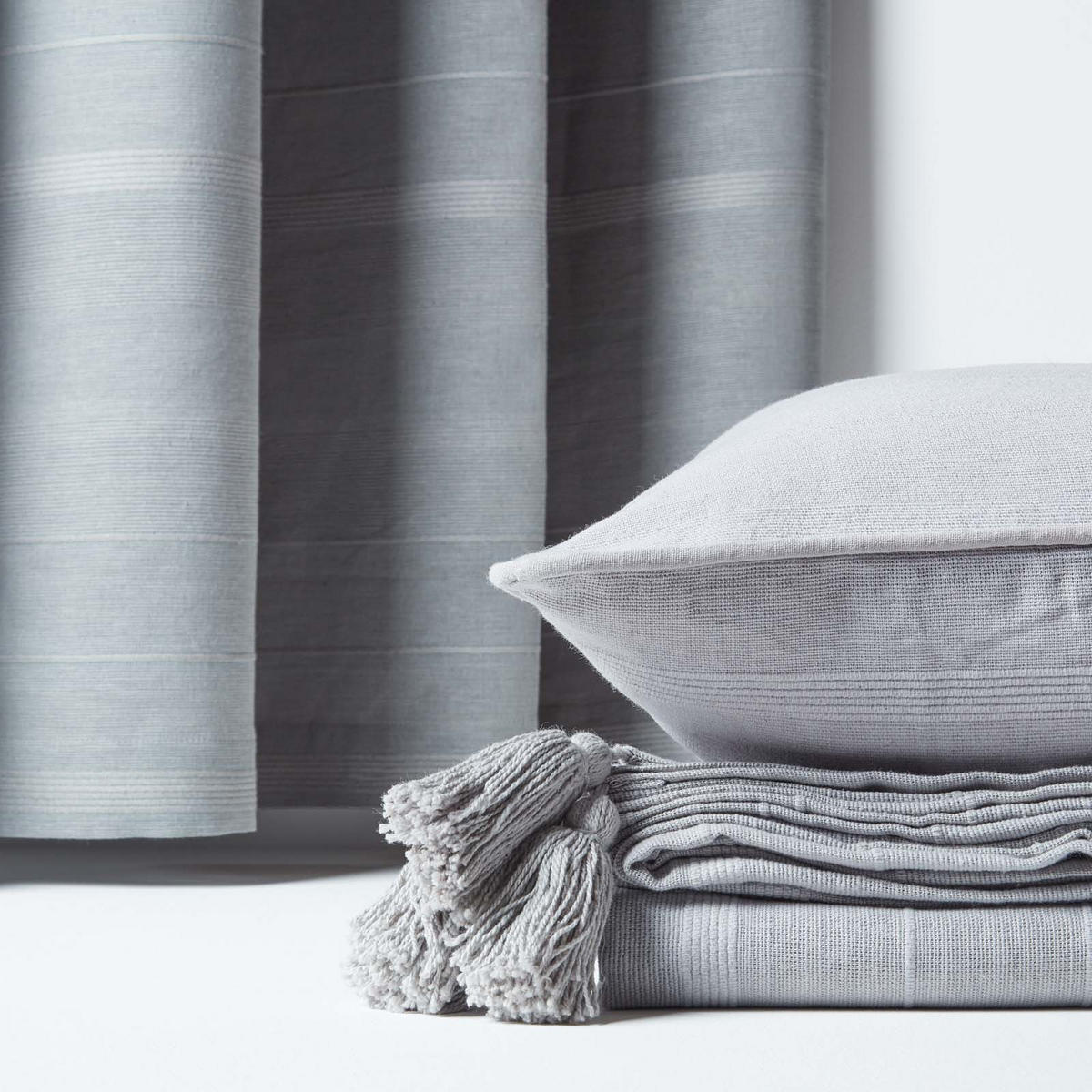 WOHNDECKE Rajput 150/200 cm, 100% Baumwolle - Hellgrau, Textil (150/200cm) - Homescapes