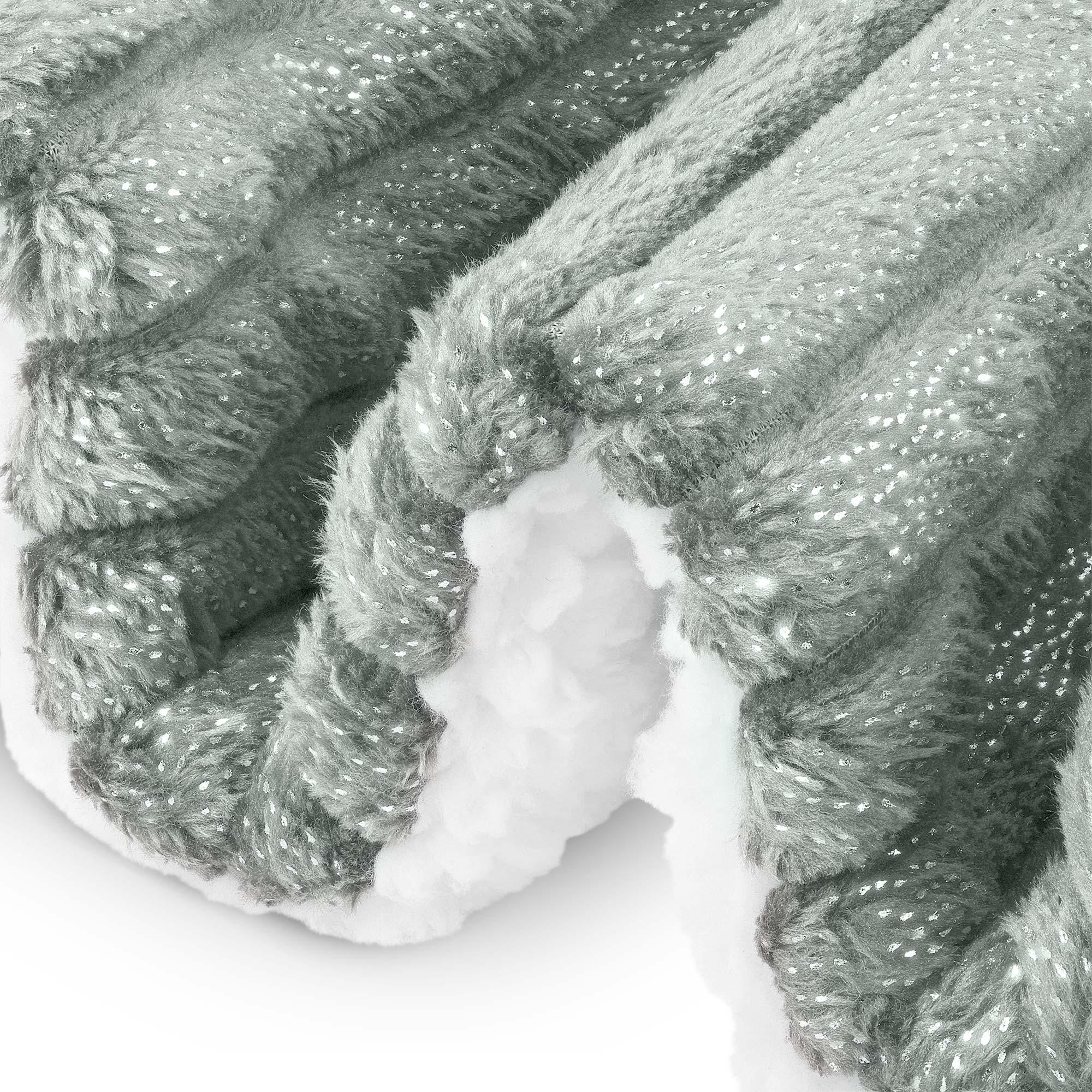 DECKE Elisa 220/240 cm Hellgrau - Grau, Textil (220/240cm) - Beautissu 