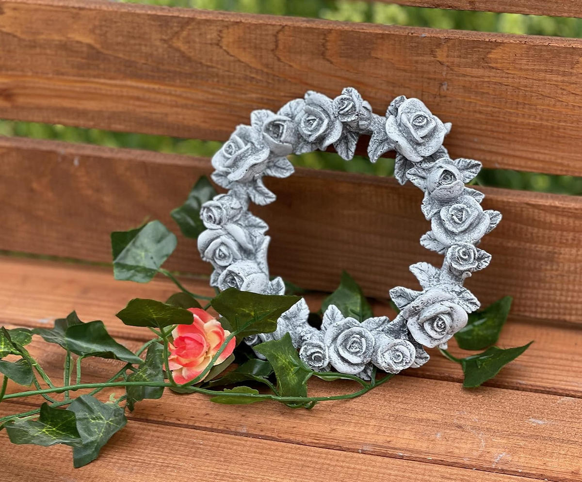 STEINFIGUR kleiner Rosenkranz aus Steinguss, frostfest - Grau, Stein (14/2/14cm) - stoneandstyle