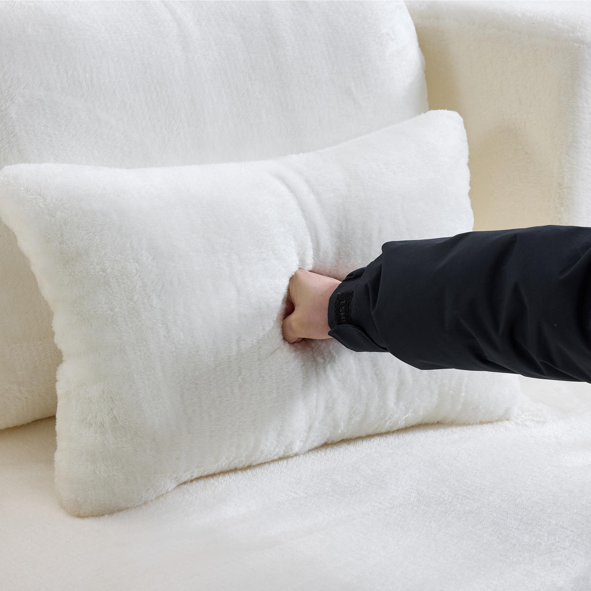 2-SITZER SCHLAFSOFA Flanell Weiß klappbar mit Kissen - Weiß, Textil (198/76/120cm) - WISHDOR