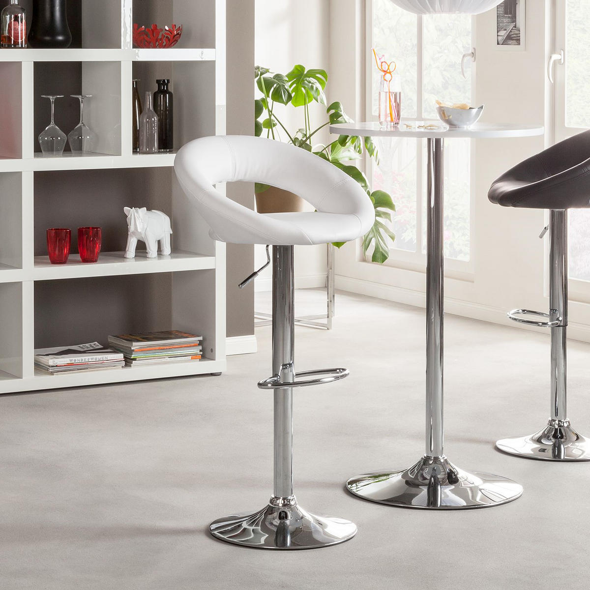 BARSTUHL - Metall / Kunstleder - Chromfarben/Weiß, Kunststoff/Metall (55/82/51cm) - home24
