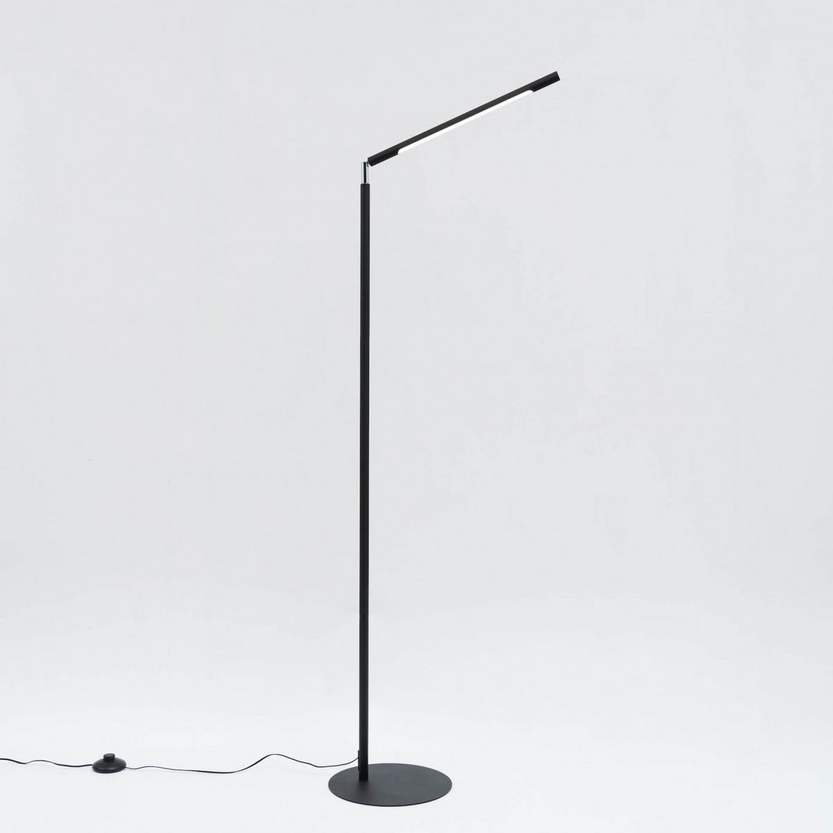 STEHLEUCHTE Picari, Schwarz, 152cm - Schwarz, Metall (152/48/152cm) - KOSILUM