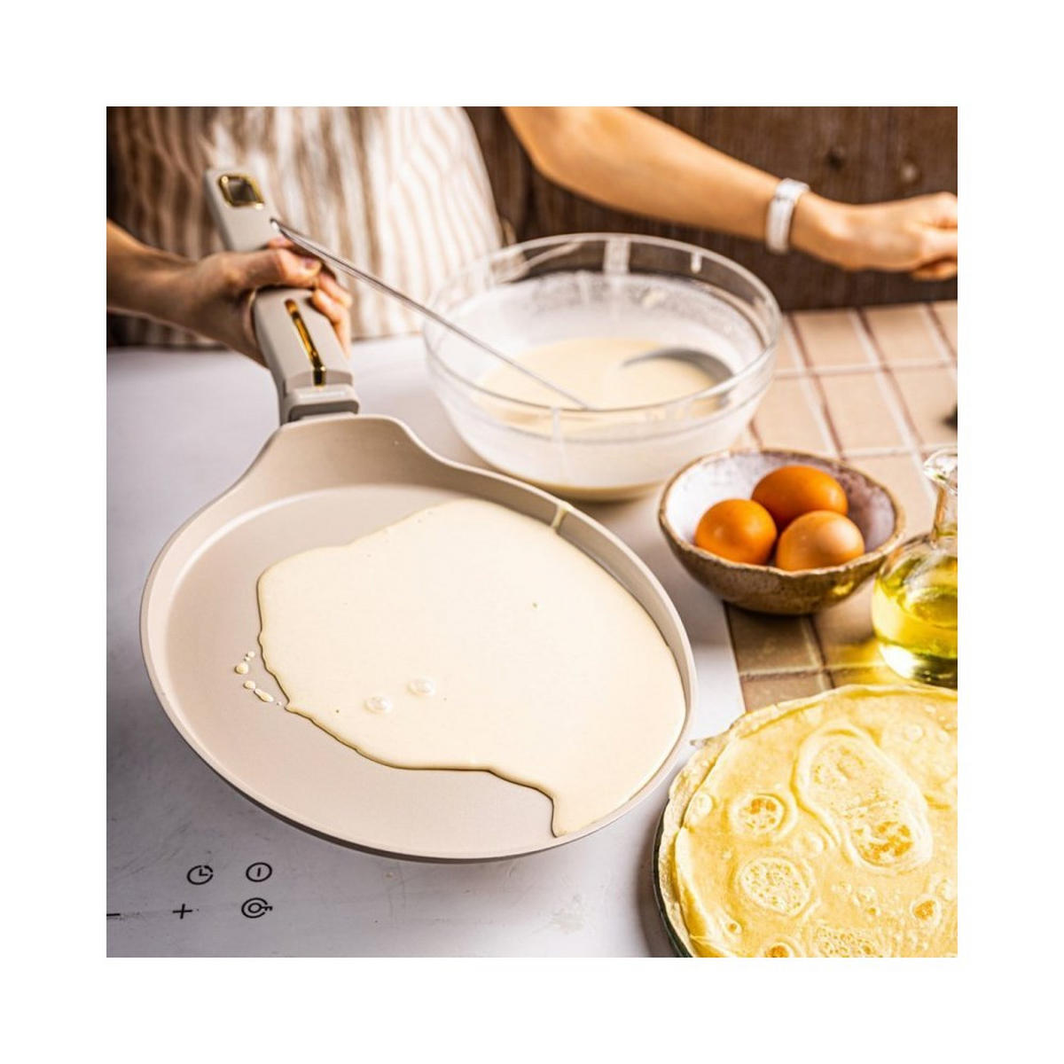 CRÊPEPFANNE Grau 24/24/1.7 cm 63860 - Grau, Metall (24cm) - Klausberg 