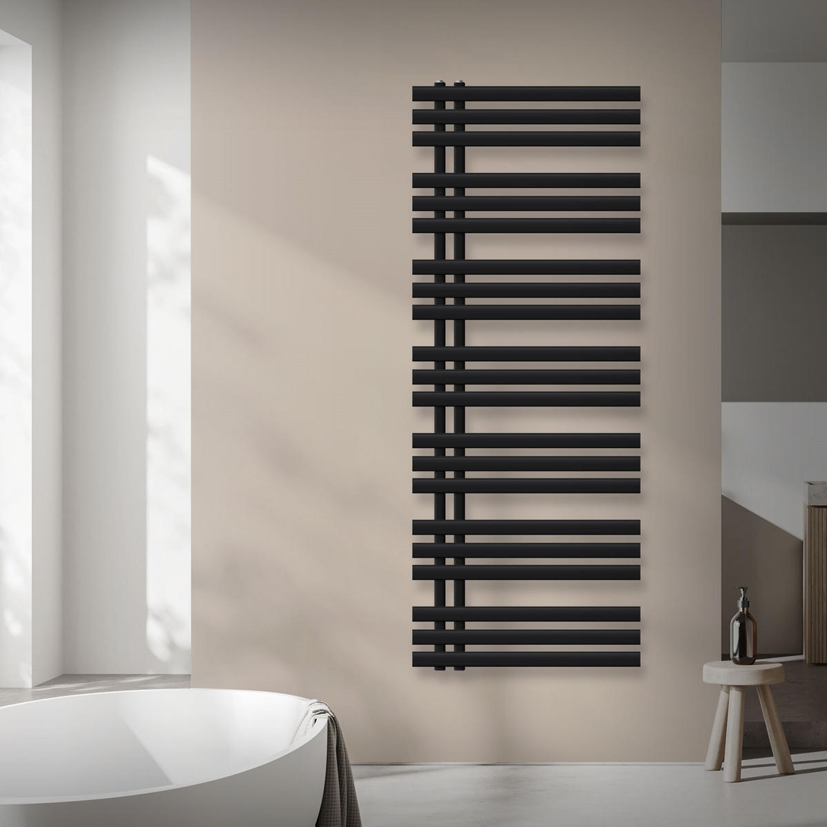 KOUPELNOVÉ topidlo Iron EM 600x1600 černé - černá, kov (60/160/3cm) - LuxeBath