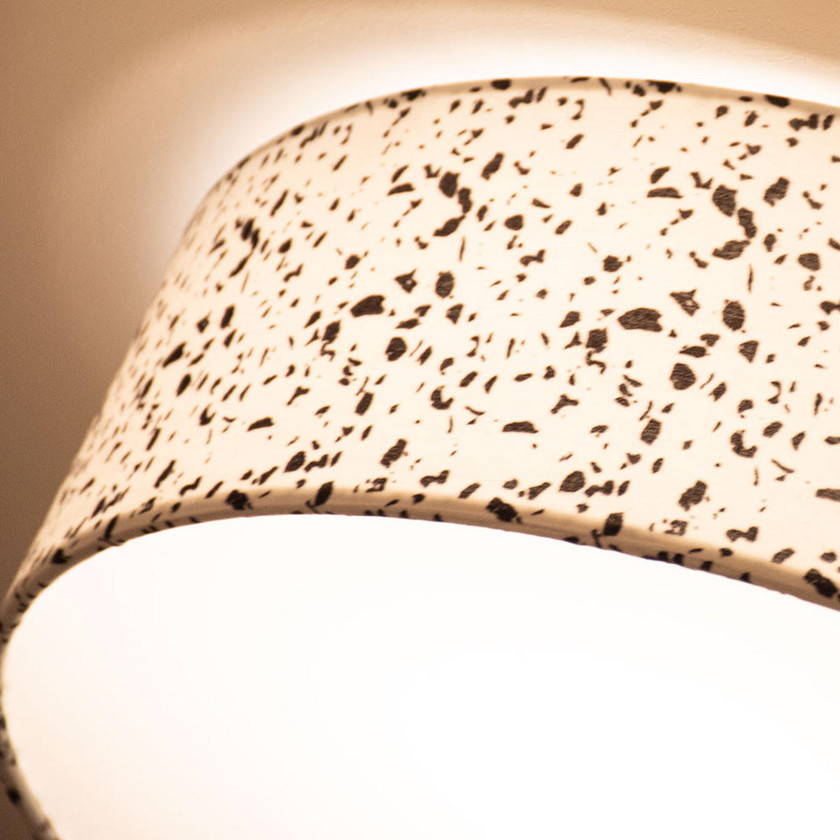 DECKENLEUCHTE VARIOS Weiß Terrazzo-Mosaik Optik - Weiß, Metall (38/38/10cm) - Globo Lighting