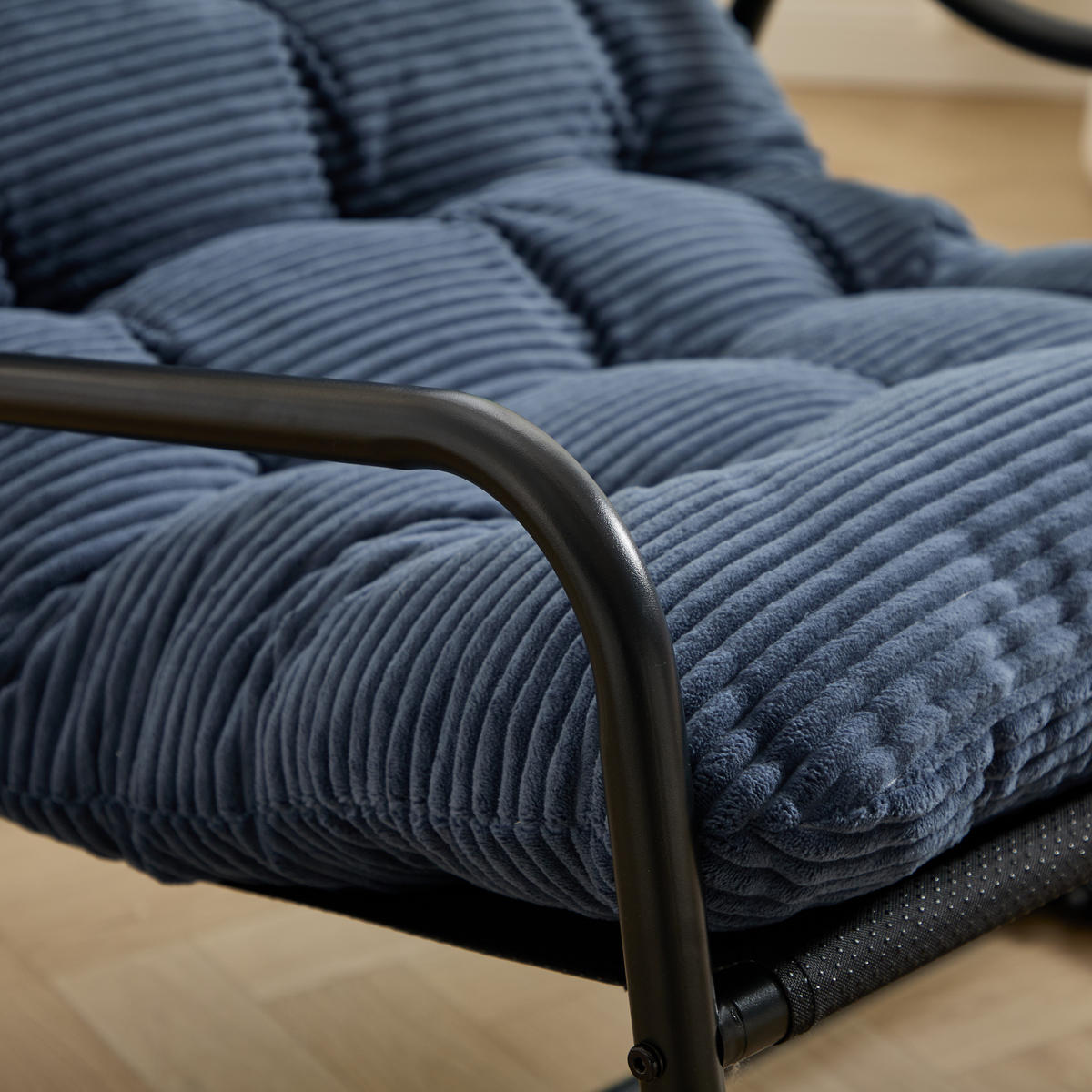 RELAX Schaukelstuhl Blau mit Beinablage Dickem Kissen und Stabilem Stahlrahmen - Blau, Metall (75/82/116cm) - PARAFTA HOME