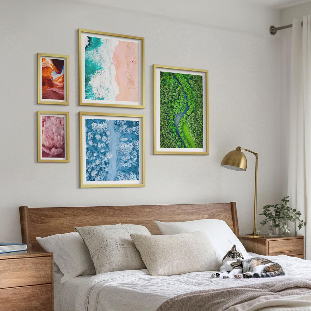 WANDBILDER 5er Set - 50x50 cm & 20x30 cm & 40x60 cm Goldrahmen - Pferde, Bewegung, Strand, Leuchtturm, Berge - Goldfarben, Kunststoff (40/60cm) - ArtPrintCave