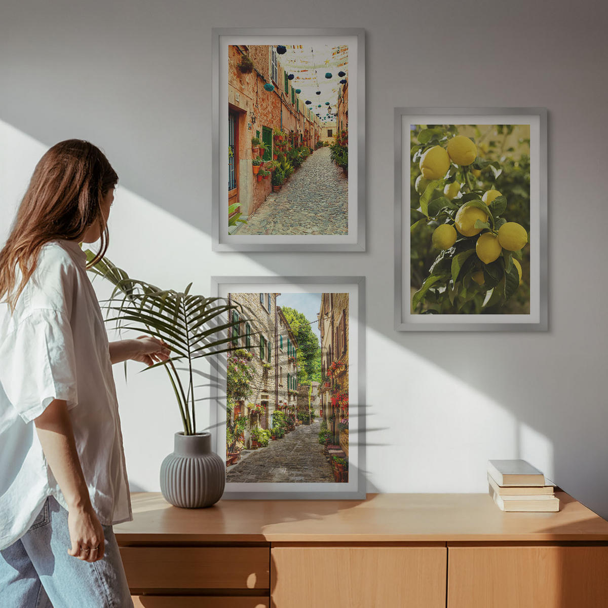 WANDBILDER 3er Set - 40x60 cm Silberner Rahmen - Straßen mit Zitronenblüten im Hintergrund - Silberfarben, Kunststoff (40/60cm) - ArtPrintCave