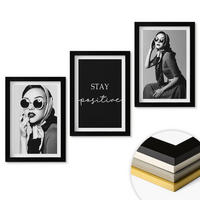 WANDBILDER 3er-Set - 20x30 cm Schwarzer Rahmen - Stilvolle Porträts von Frauen mit Brille - Schwarz, Kunststoff (20/30cm) - ArtPrintCave