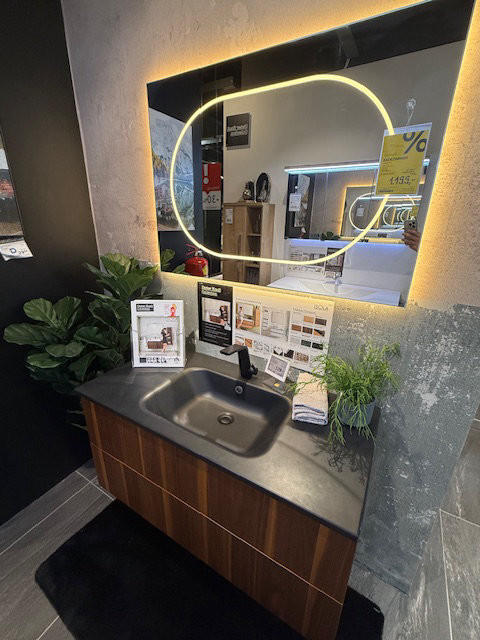 BADEZIMMER POLLOCK ISOLA - Dieter Knoll