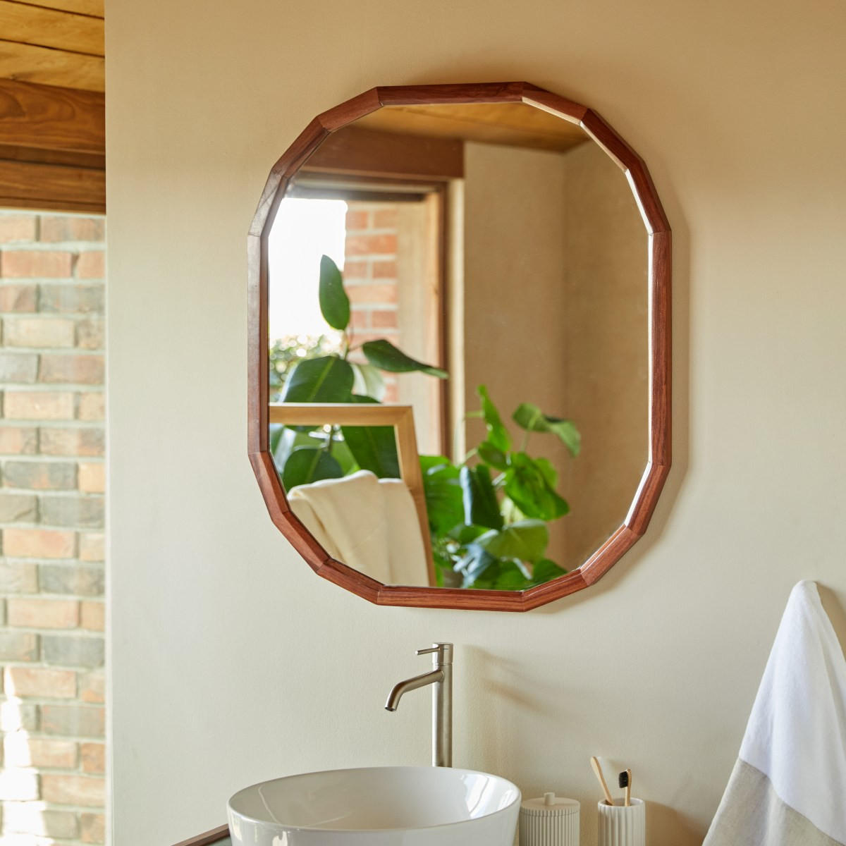 SPIEGEL Jade Braun aus Palisander - Braun, Holz (70/80/3cm) - Tikamoon