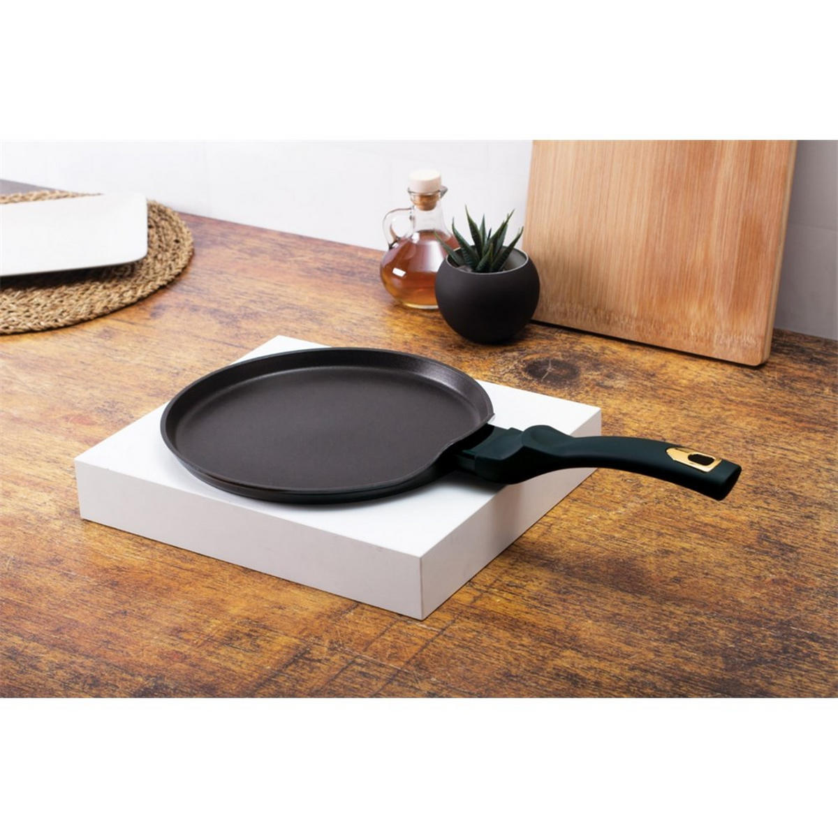 CRÊPEPFANNE Grün 25/25/1.8 cm BH6054 - Grün, Metall (25cm) - Berlinger Haus
