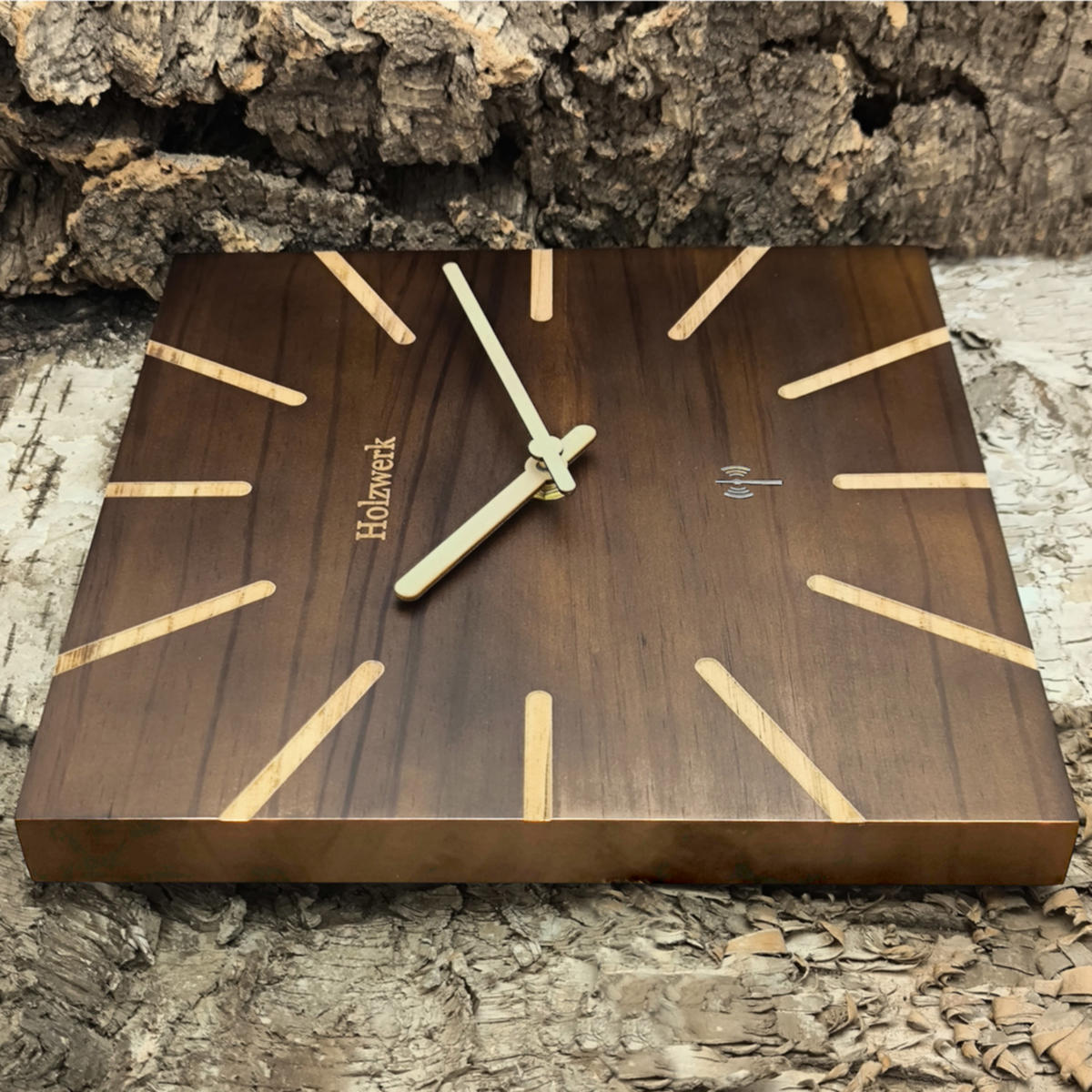 WANDUHR Holz Designer eckige HERZBERG (FUNK) Loft Wand Uhr, braun - Dunkelbraun, Holz/Metall (25/25/2cm) - Holzwerk