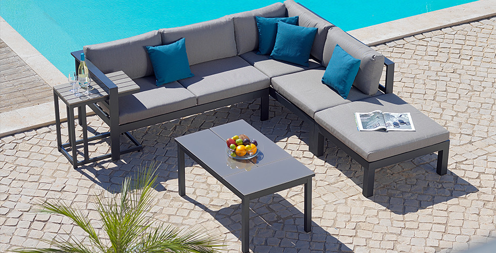 Gartenmöbel-Set aus Metall